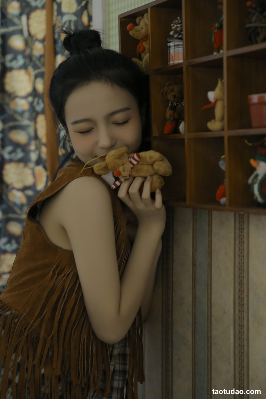 图片[2]-[YITUYU艺图语]2022.08.03 任意门 兮嘻嘻-[19+1P／85.8MB]-绅士图