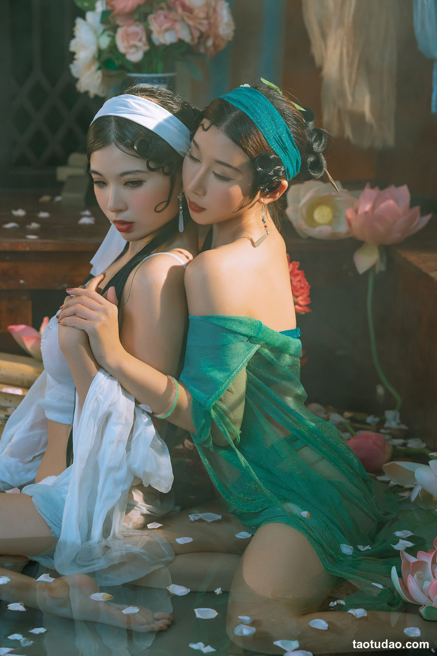 图片[4]-奶桃桃&轩萧学姐 白娘子&青蛇 [26P+1V-415MB]-绅士图