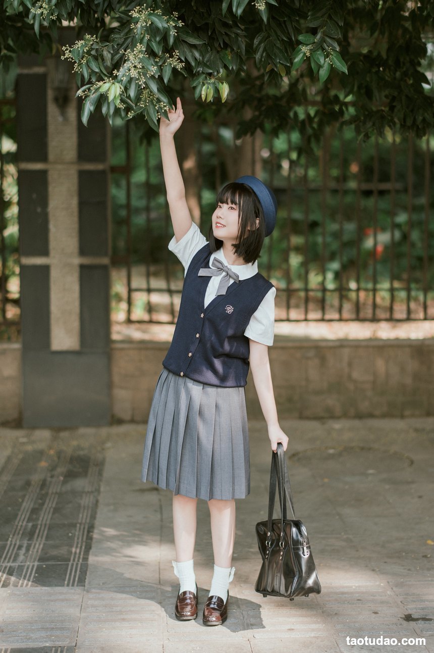 图片[3]-[YITUYU艺图语]2022.05.24 阳光亲和度 紫卿[25+1P／298MB]-绅士图