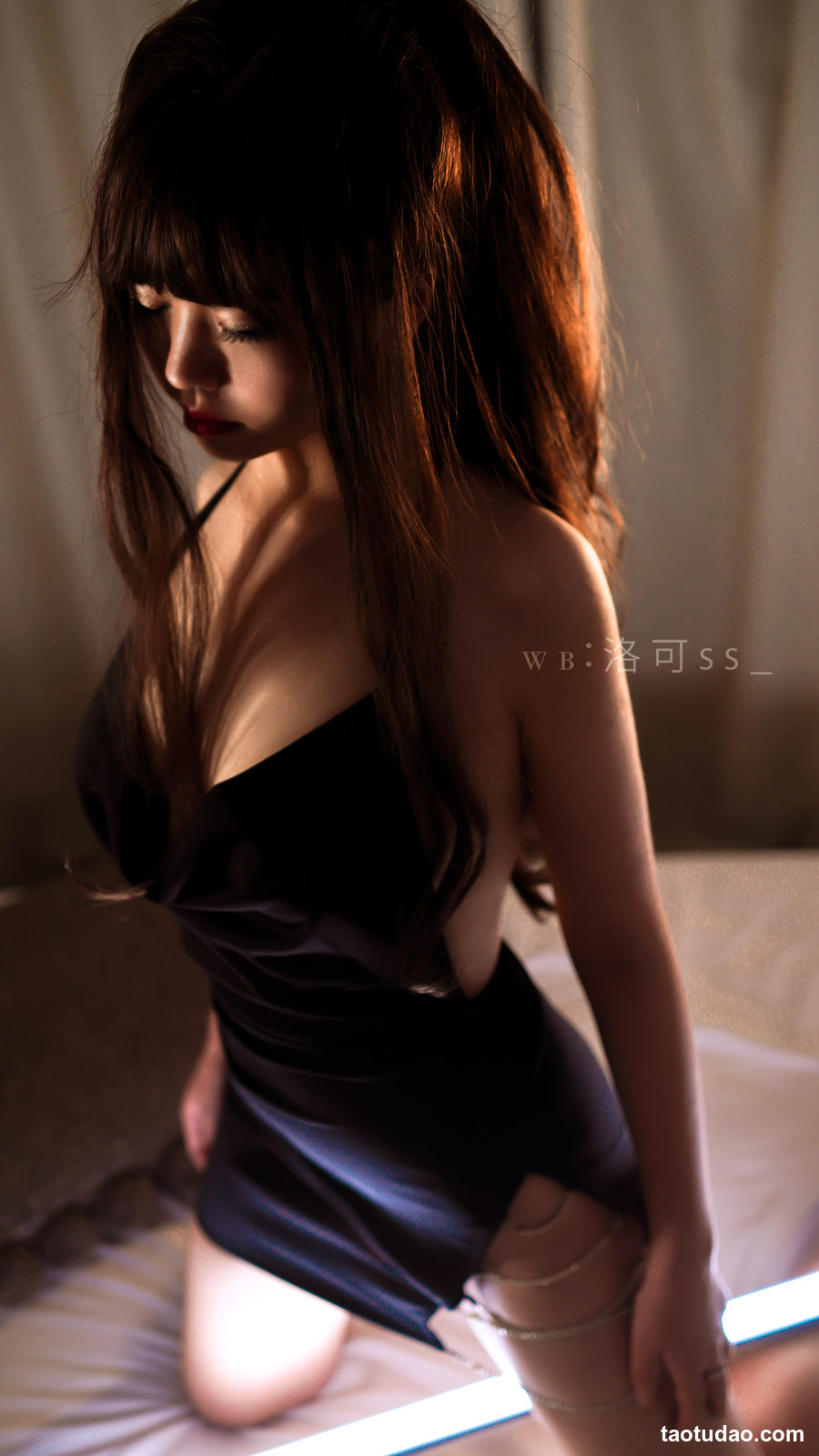 图片[3]-洛可ss – 光效黑吊带 [30P-115MB]-绅士图