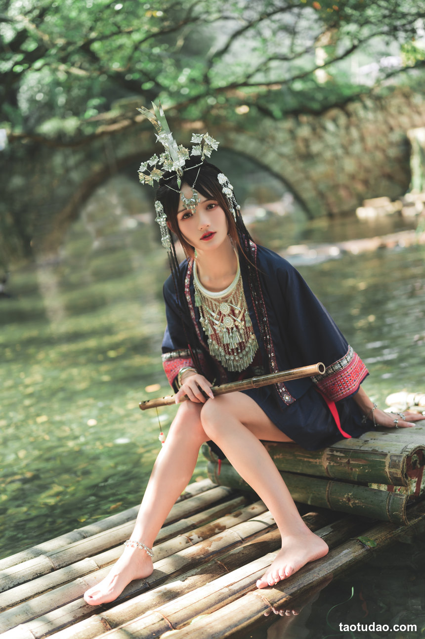 图片[3]-[YITUYU艺图语]2022.06.29 苗疆一梦 兔子Zzz不吃胡萝卜[41+1P／427MB]-绅士图