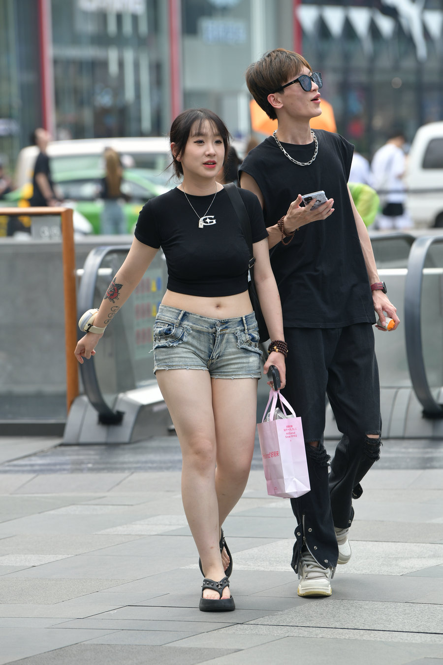 精选街拍 青春甜美牛仔短裤 / 61P-1.35GB /-艺库