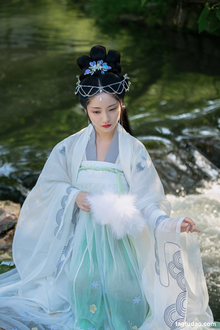 图片[3]-[YITUYU艺图语]2022.06.06 入梦来 小温暖想要个大太阳[21+1P／389MB]-绅士图