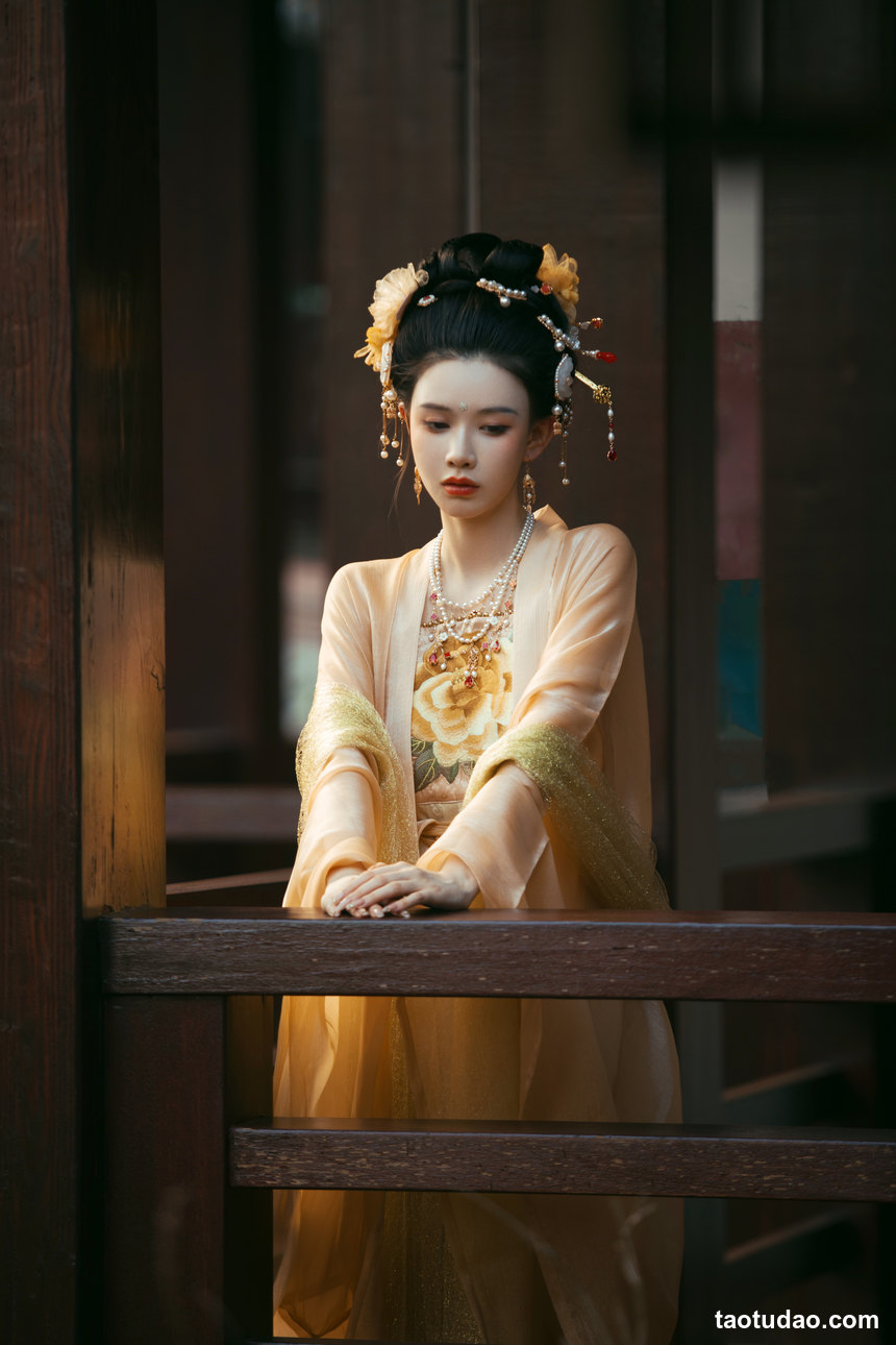 图片[3]-[YITUYU艺图语]2022.12.13 露华浓 雪糕[27+1P／371MB]-绅士图