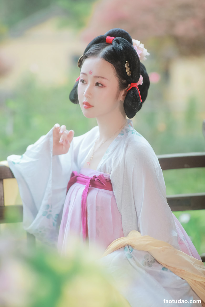 图片[4]-[YITUYU艺图语]2022.04.04 有美一人 大头小甜甜[21+1P／326MB]-绅士图