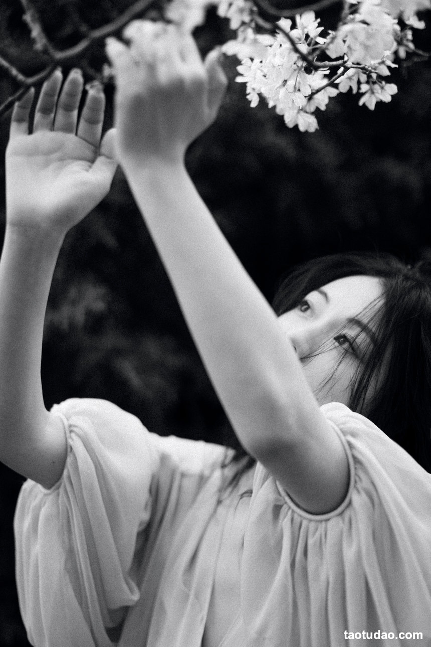 图片[4]-[YITUYU艺图语]2022.05.27 落樱缤纷 九月[27+1P／479MB]-绅士图