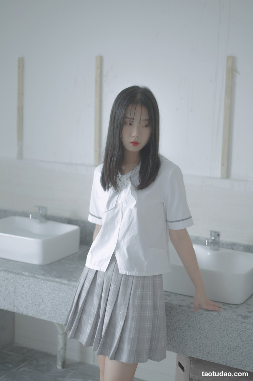 图片[2]-[YITUYU艺图语]2022.05.29 迷雾校园 紫卿[19+1P／105MB]-艺库