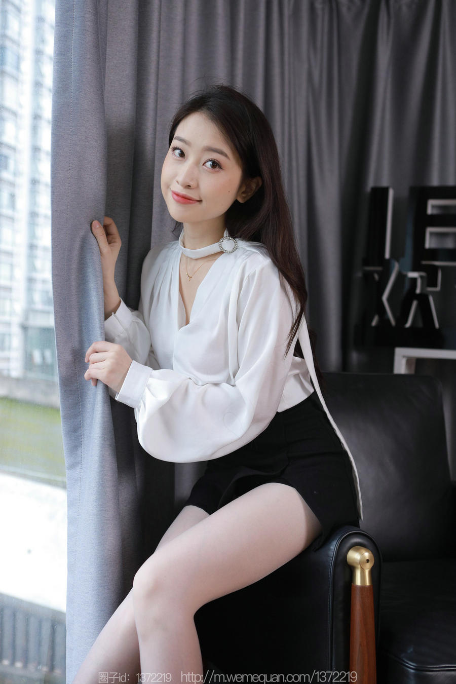 IESS异思趣向 - 模特：小婕《黑白渐变》/ 90P-99MB / 机构-艺库