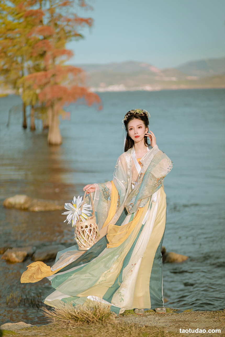 图片[2]-[YITUYU艺图语]2022.02.05 玉肌伴轻风 阿兰[23+1P／74MB]-绅士图