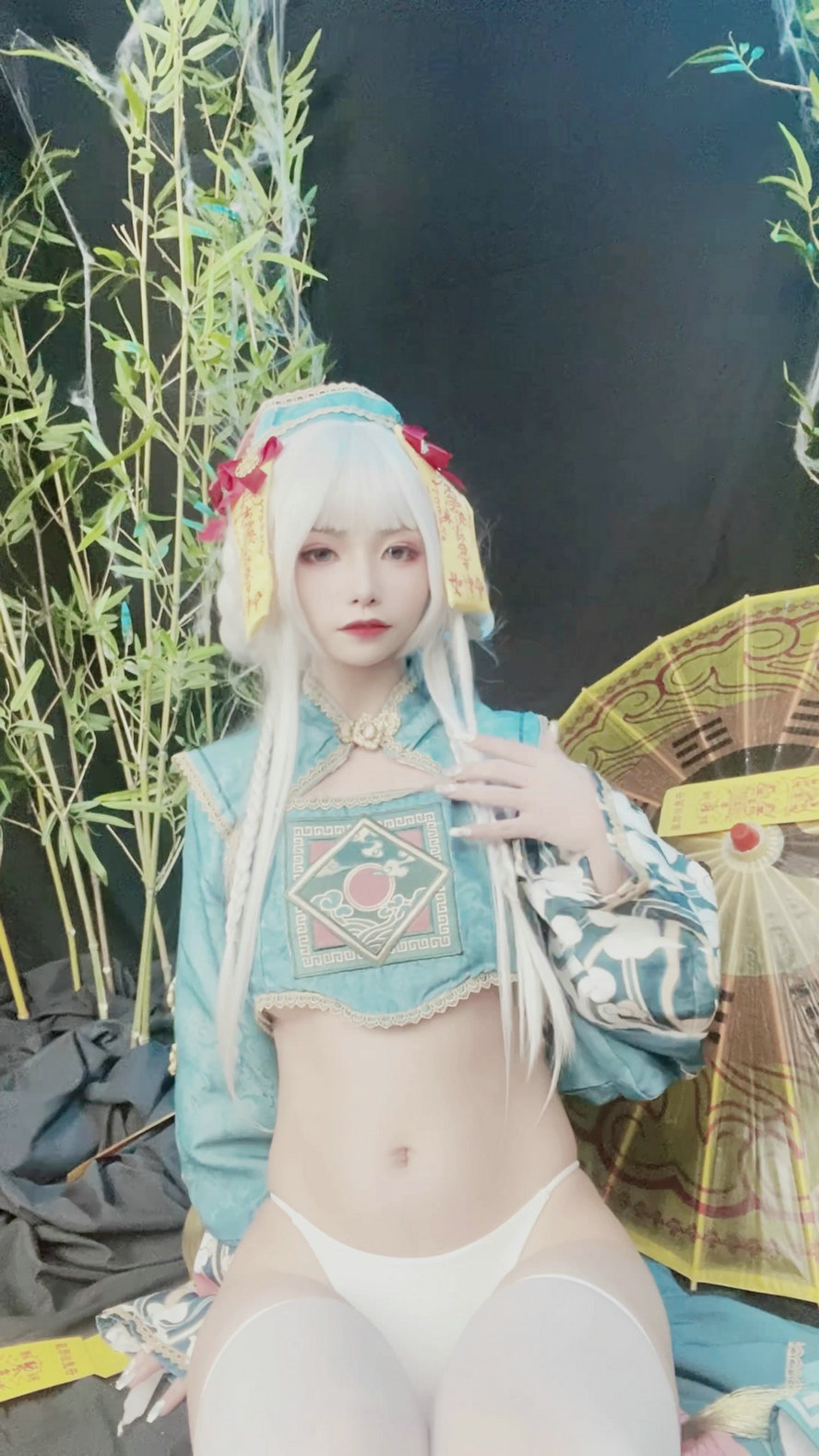爆机少女喵小吉 - 小僵尸 / MP4-859MB / cos萌妹-绅士图