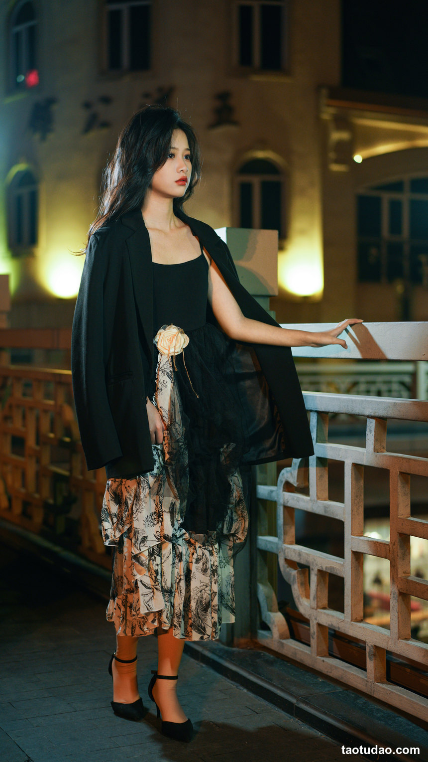 图片[4]-[YITUYU艺图语]2022.12.24 夜巷 旺旺小小舒[21+1P／420MB]-绅士图