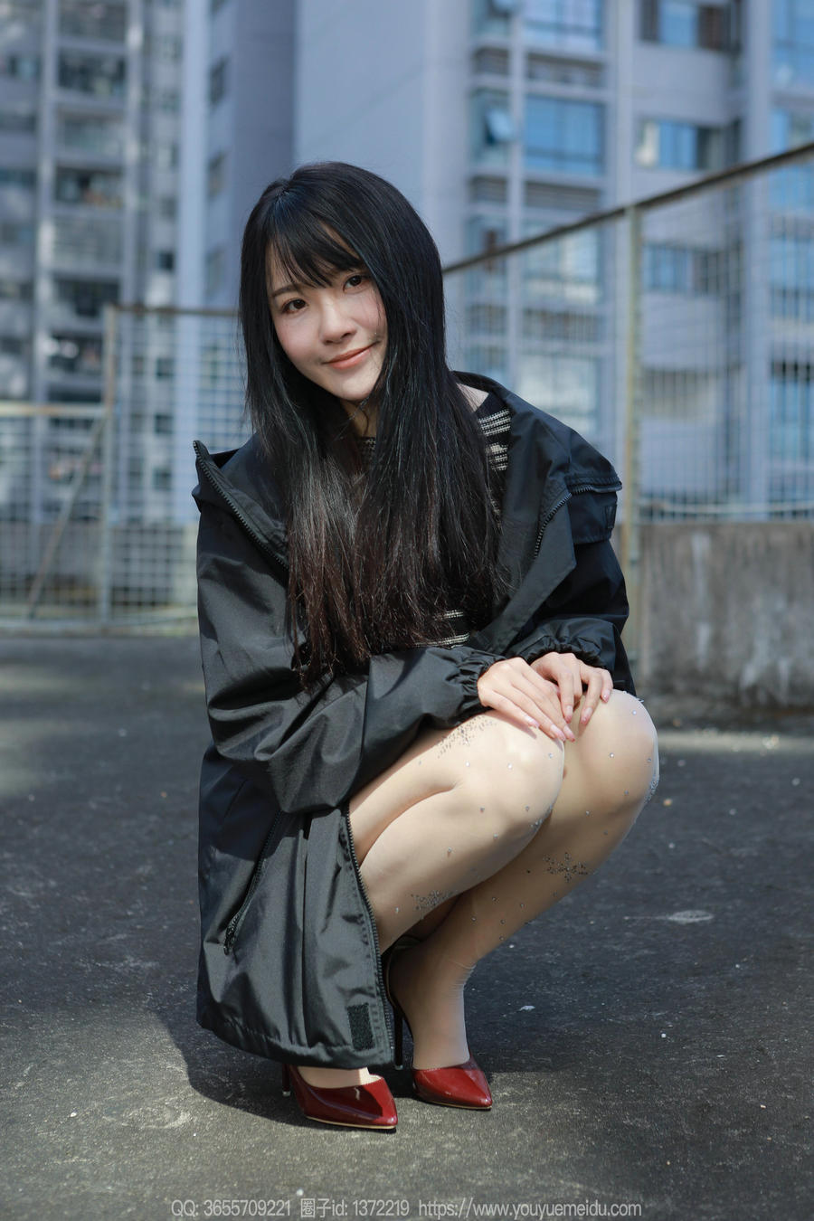 IESS异思趣向 - 模特：婉萍《晒晒太阳》/ 86P-103MB / 机构-艺库