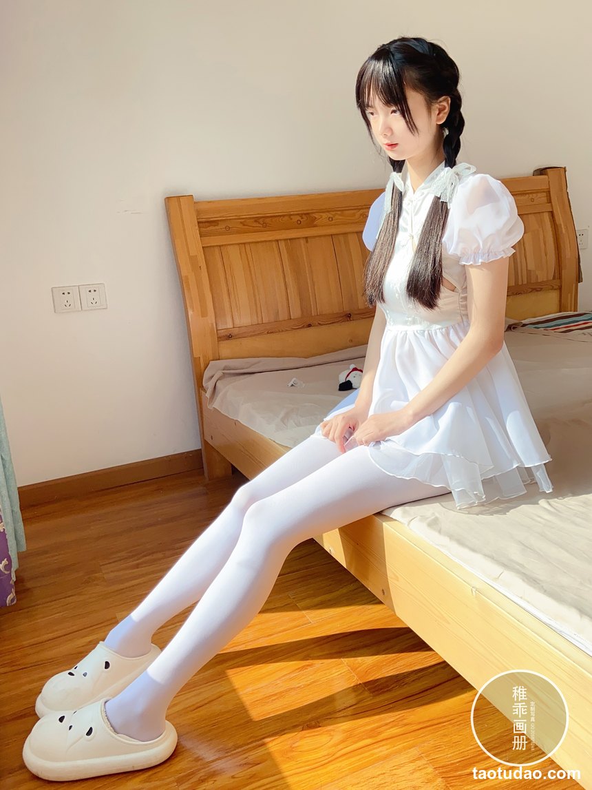 图片[2]-柴系小乖(稚乖画册) NO.022 — 夜夜 嬉戏 80d白丝 [74P+1V-368M]-绅士图