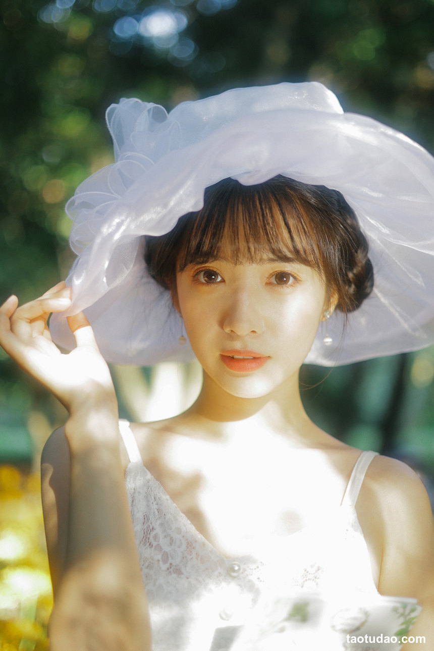 图片[4]-[YITUYU艺图语]2022.10.10 光芒 一只阿梦崽[40+1P／299MB]-绅士图