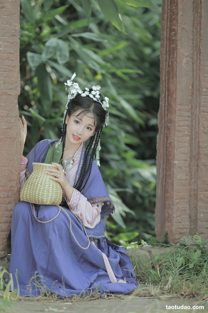 图片[3]-[YITUYU艺图语]2022.09.14 苗疆少女 卷卷[21+1P／188MB]-绅士图