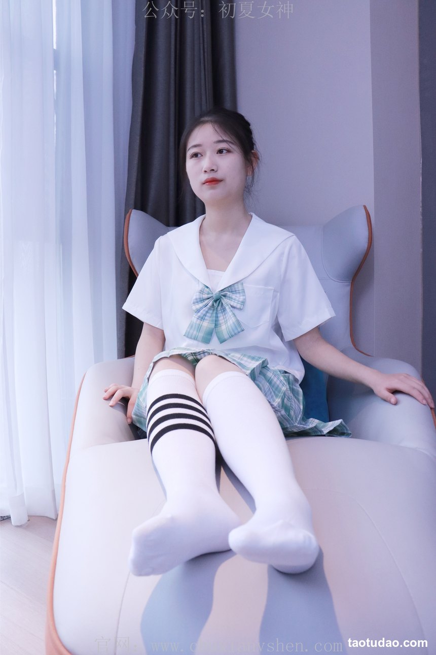 图片[3]-初夏女神 NO.013 念念 常规S码绿色JK套搭配小白鞋[126P+1V／5.82GB]-绅士图