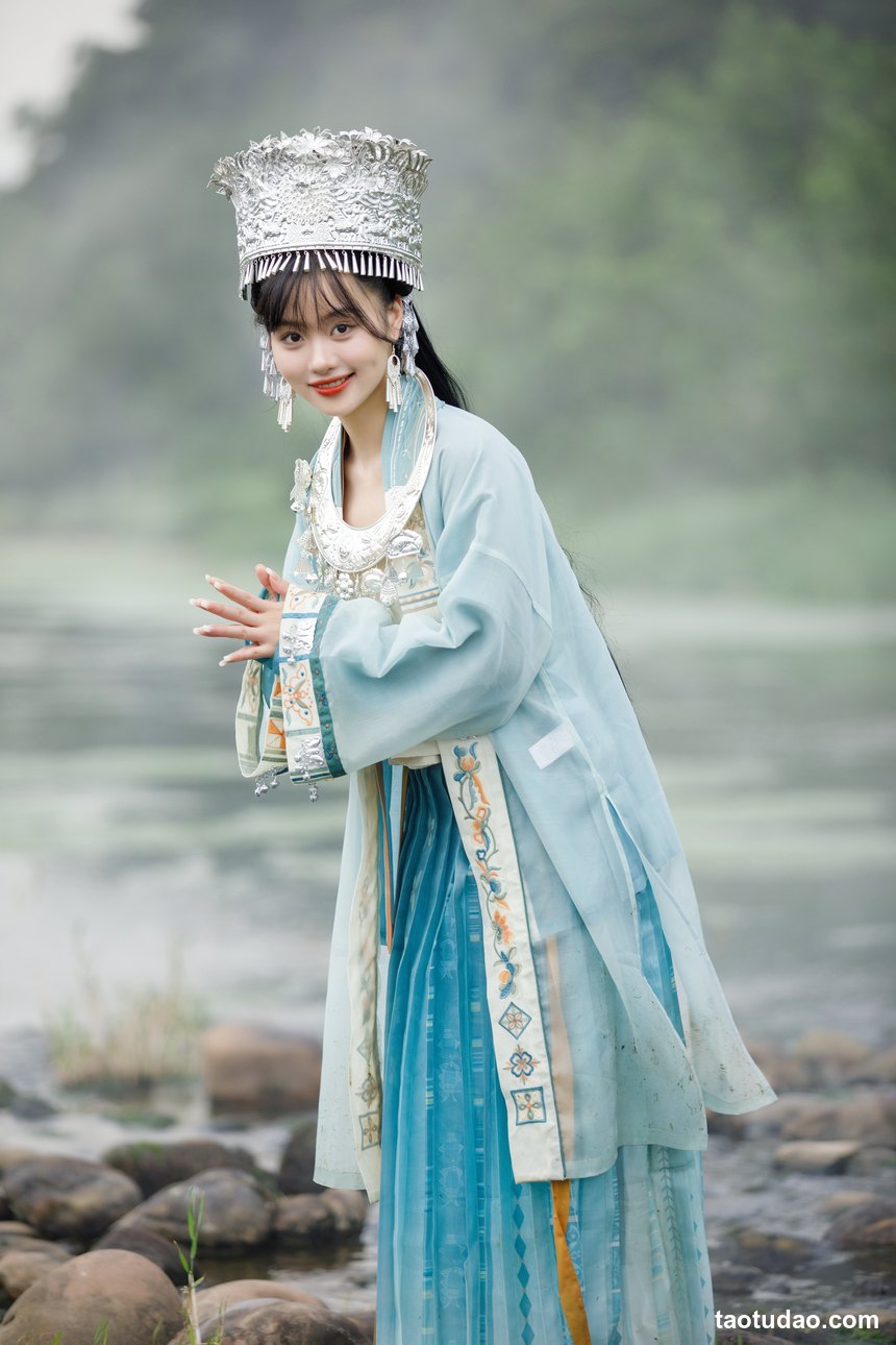 图片[4]-[YITUYU艺图语]2022.09.09 苗疆少女 王大可[21+1P／396MB]-绅士图