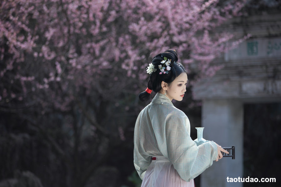 图片[3]-[YITUYU艺图语]2023.03.14 却把青梅嗅 晚江亭[31+1P／346MB]-绅士图