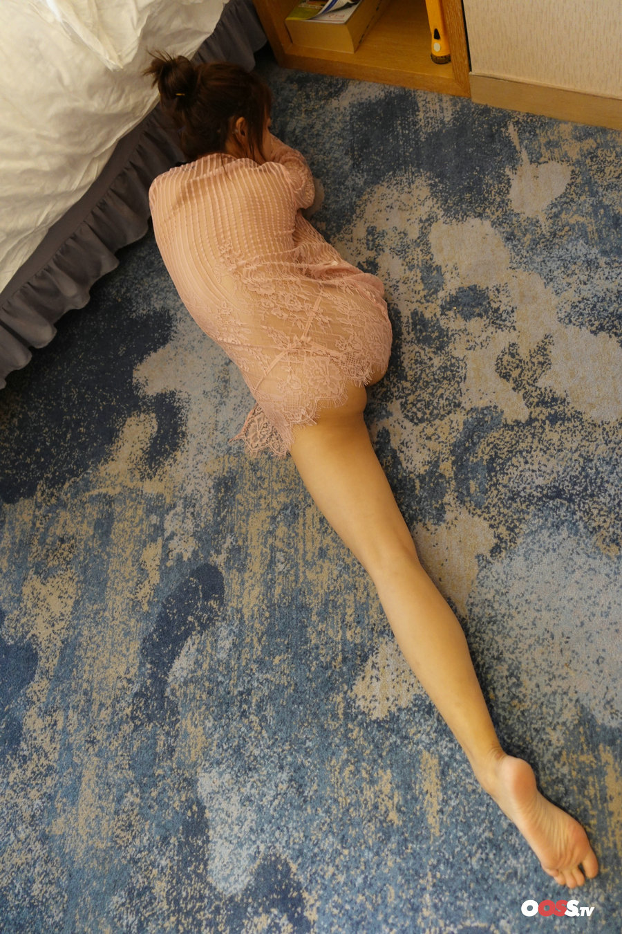 / ROSI写真 /2020.09.25 NO.3217 54P/73MB 丝袜丝足-绅士图