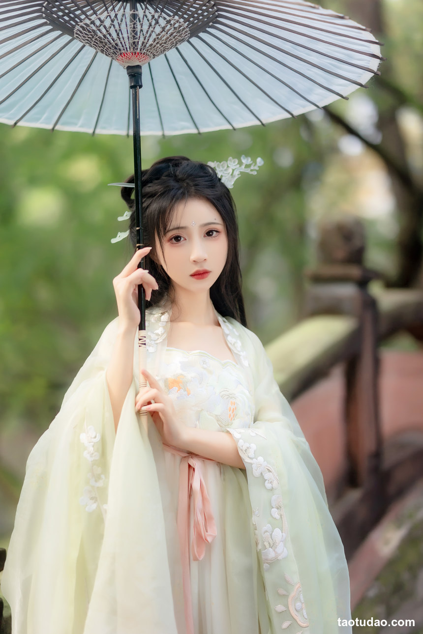 图片[2]-[YITUYU艺图语]2022.11.26 拒霜思 -绮罗生的小苏苏-[32+1P／249MB]-绅士图