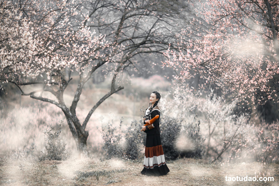 图片[2]-[YITUYU艺图语]2023.03.15 花季 欢欢[34+1P／751MB]-绅士图