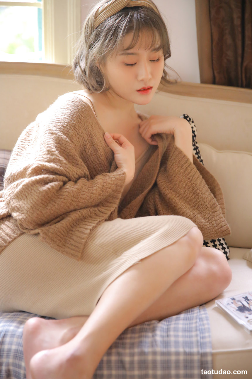 图片[2]-[YALAYI雅拉伊]2022.12.30 NO.998 千里之外[32+1P／280MB]-绅士图