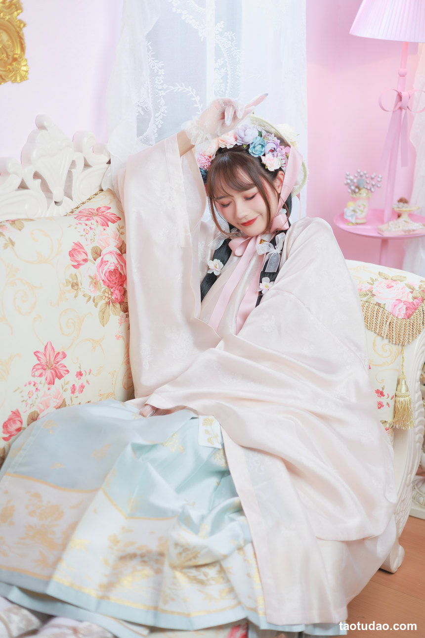 图片[2]-[YITUYU艺图语]2022.07.01 明公主的茶会 兔子Zzz不吃胡萝卜[35+1P／411MB]-绅士图