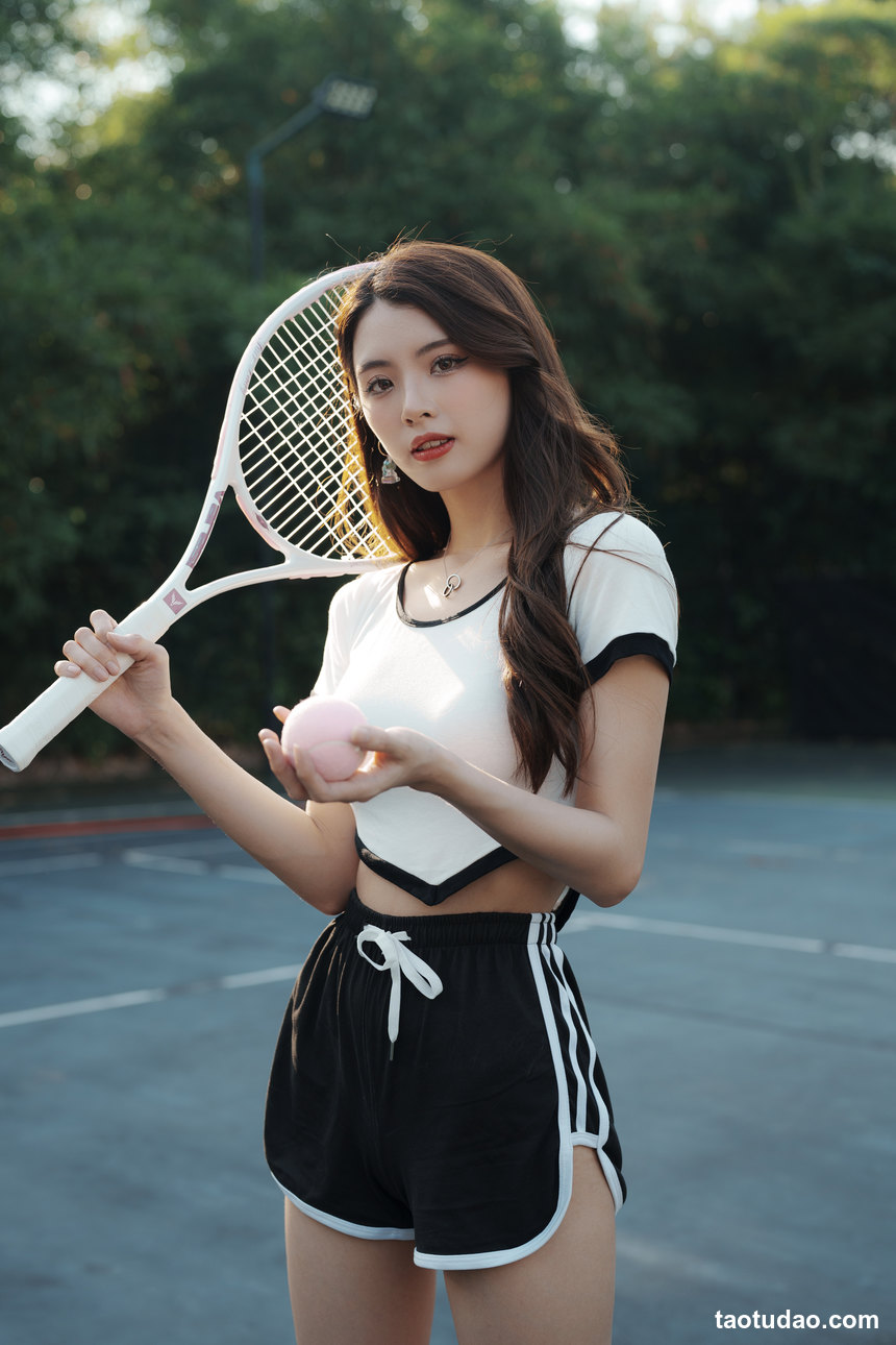 图片[4]-[YITUYU艺图语]2022.07.29 网球少女 滕静[66+1P／534MB]-绅士图