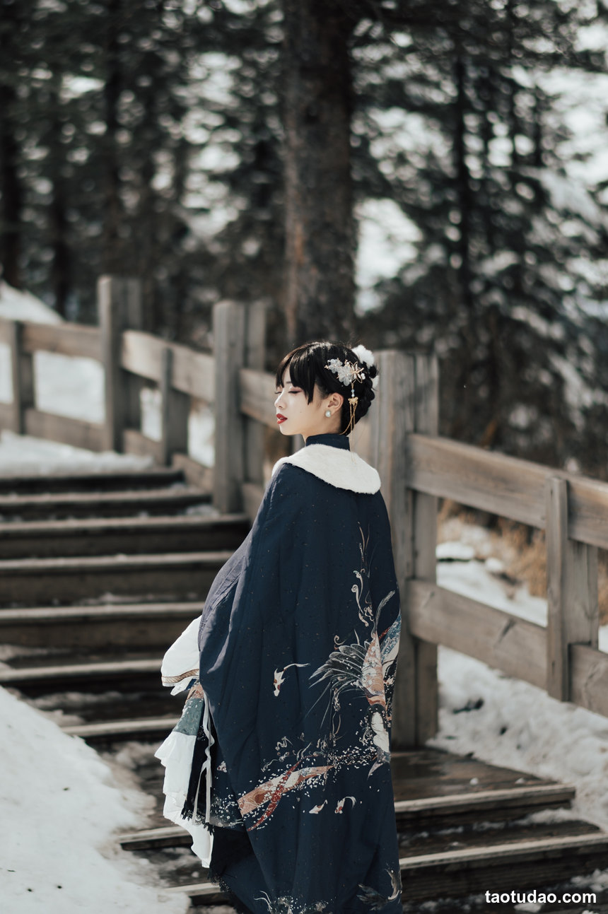 图片[3]-[YITUYU艺图语]2022.05.18 南山雪 池子[21+1P／191MB]-绅士图