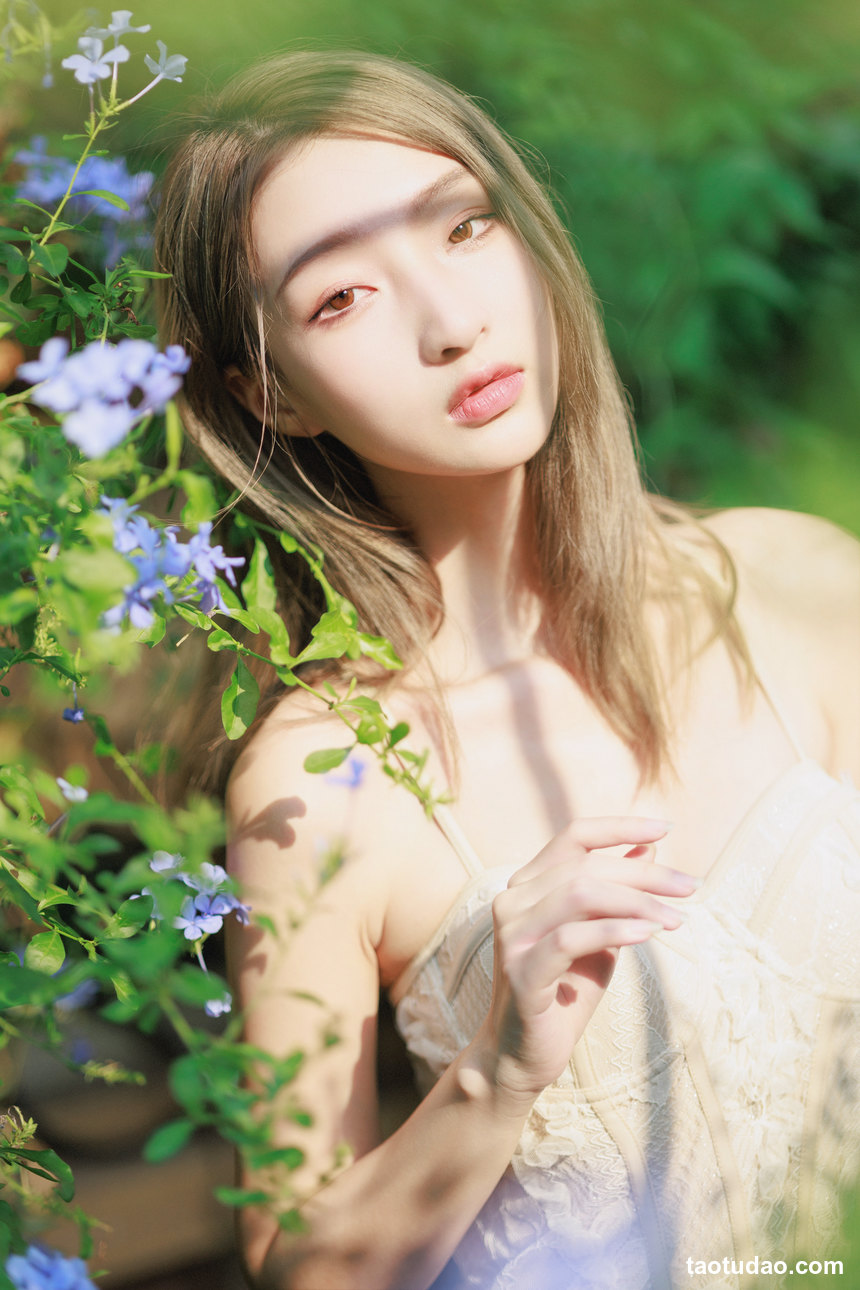 图片[4]-[YITUYU艺图语]2022.09.24 光之舞 青大大[42+1P／406MB]-绅士图