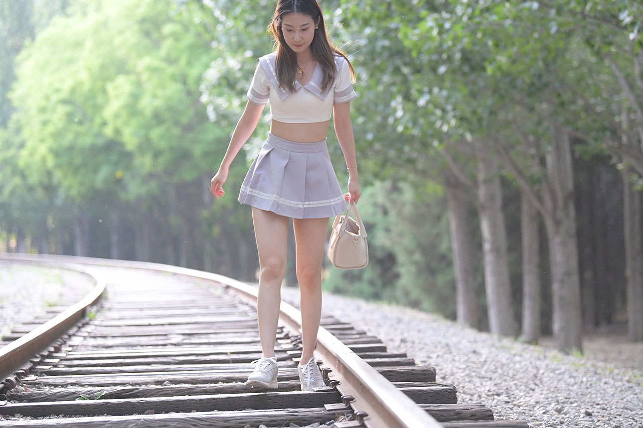 图片[4]-都市丽人 超短裙女孩 下一站守候 [套图+视频-37.5G]-绅士图