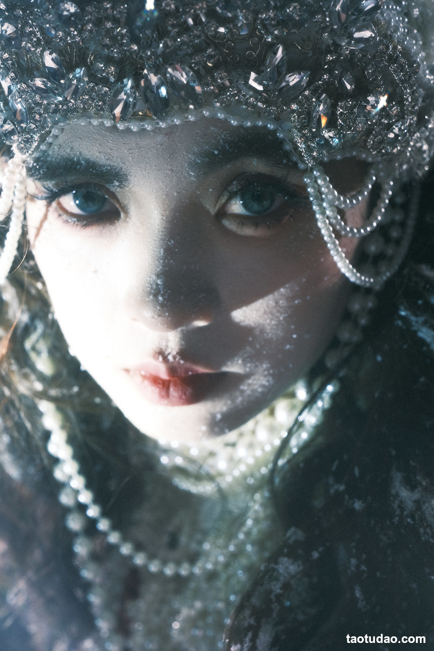 图片[2]-[YITUYU艺图语]2022.12.24 她是龙 Linglingxue_[28+1P／209MB]-绅士图