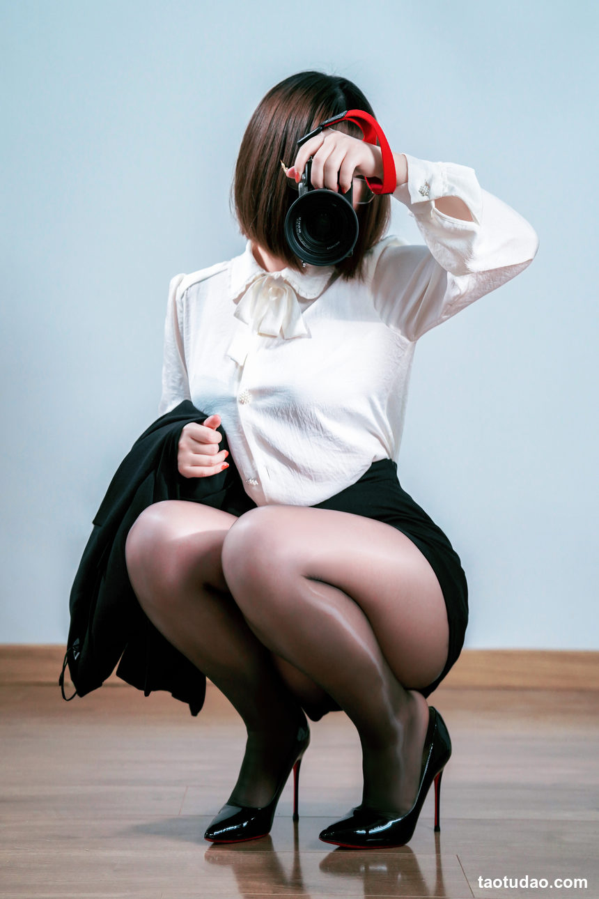 图片[4]-半半子-OL自撮[28P+2V-143MB]-绅士图