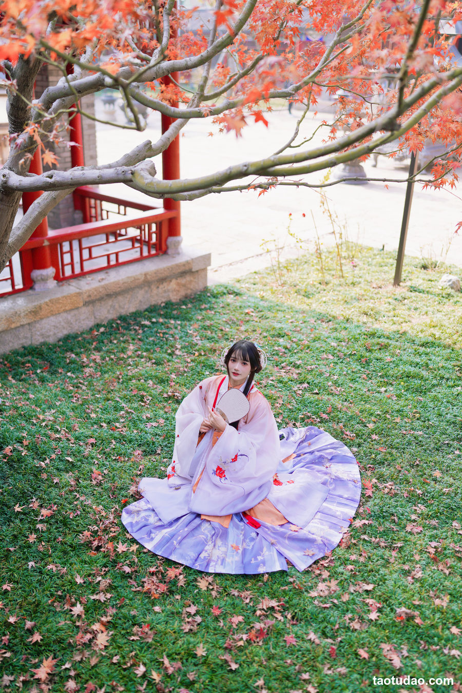 图片[2]-兔子Zzz不吃胡萝卜 – NO.131 红叶新赋 [37P-463MB]-绅士图