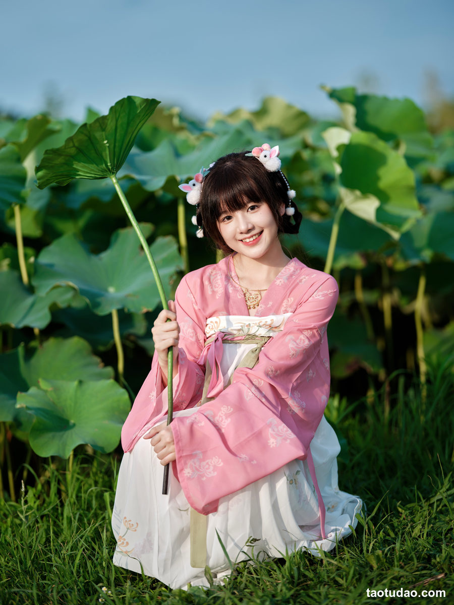 图片[2]-[YITUYU艺图语]2023.02.20 荷 宵宵喵[27+1P／309MB]-绅士图