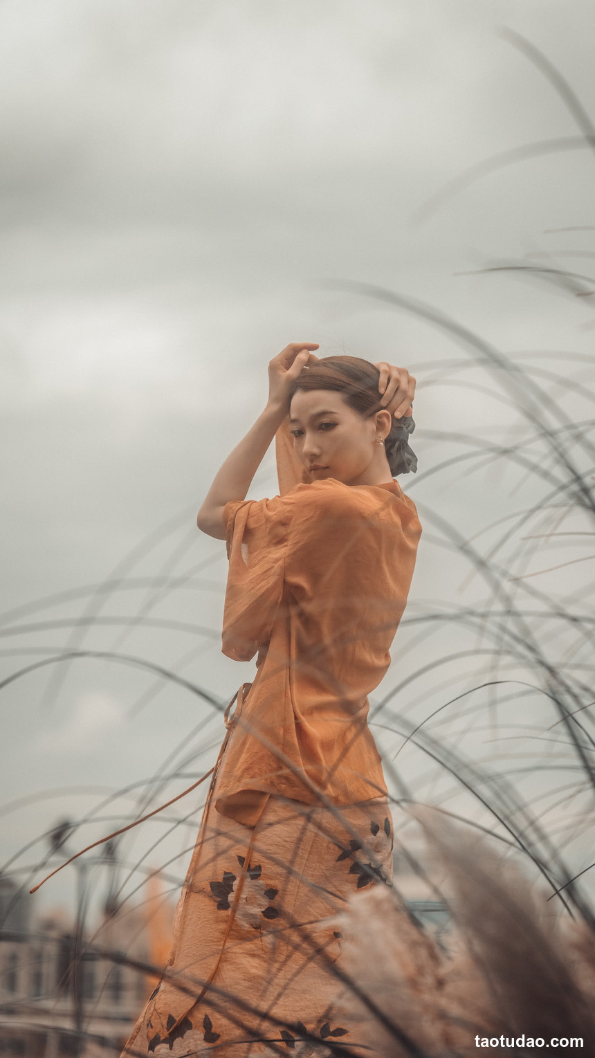 图片[3]-[YITUYU艺图语]2022.10.18 夏至未至 月亮[25+1P／234MB]-绅士图