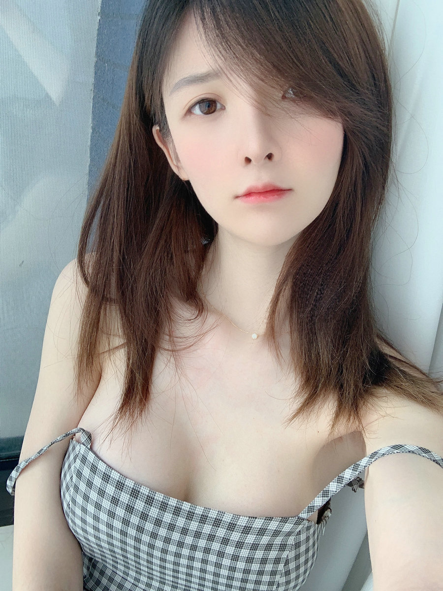 一小央泽 - 夏天来了哦 / 16P2V-64MB / cos萌妹-绅士图